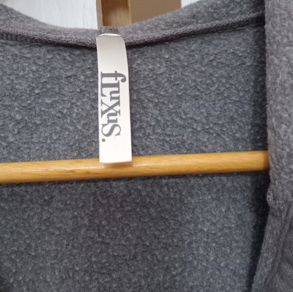 FLUXUS lightweight hoodie - Picture 2 of 5